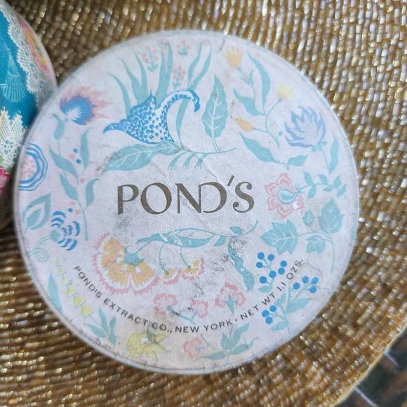 VINTAGE Dusting Face Powder 1940s French L'Affaire, Bal d' Bain, Irresistible... - Picture 9 of 10